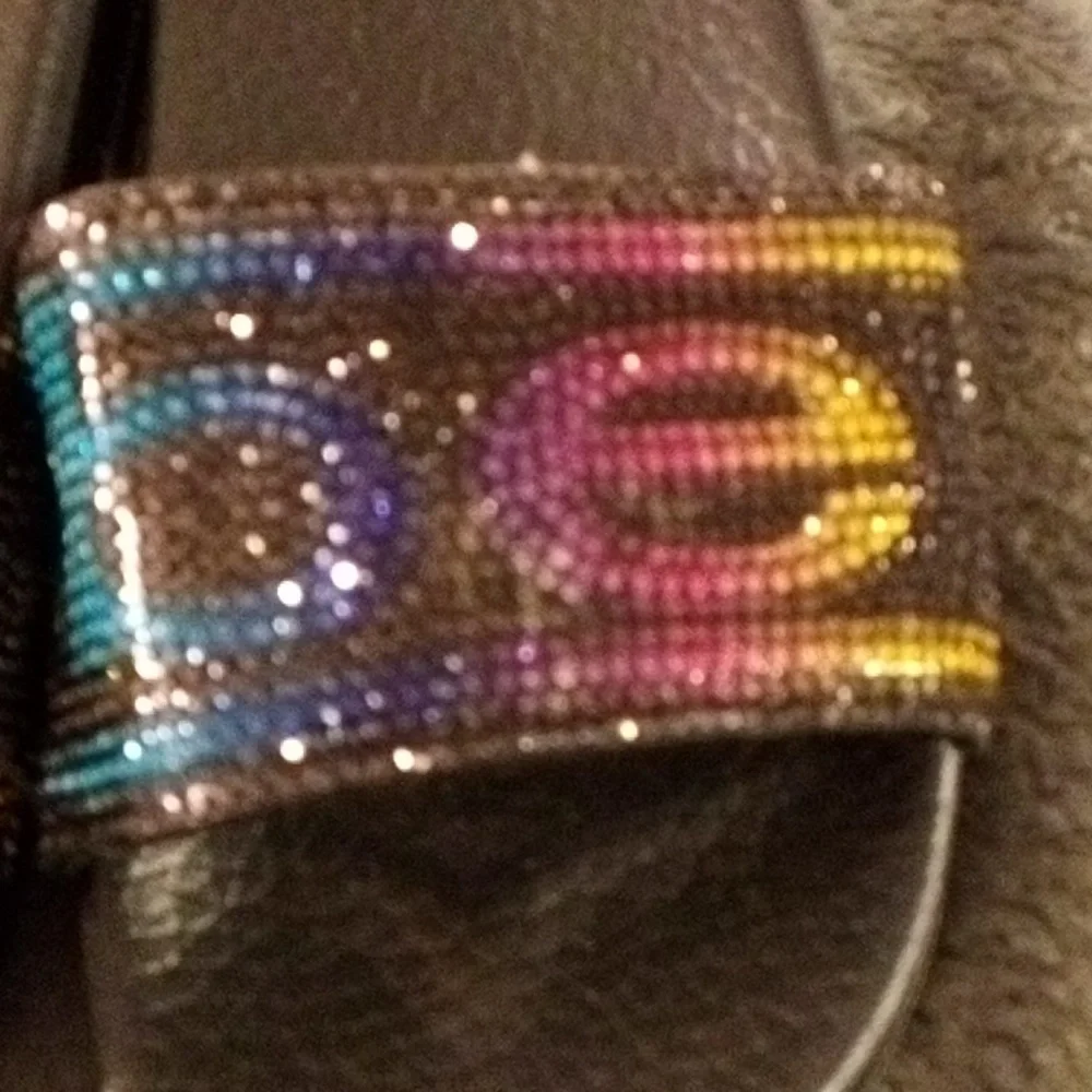 NEW BEBE GIRLS SLIDES SANDELS SIZE 11/12 BLING 💖